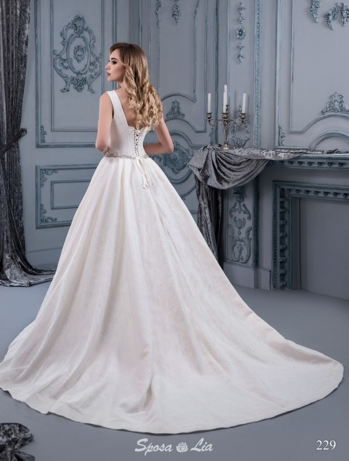 https://www.sposa-lia.com/images/stories/virtuemart/product/229       (3).jpg